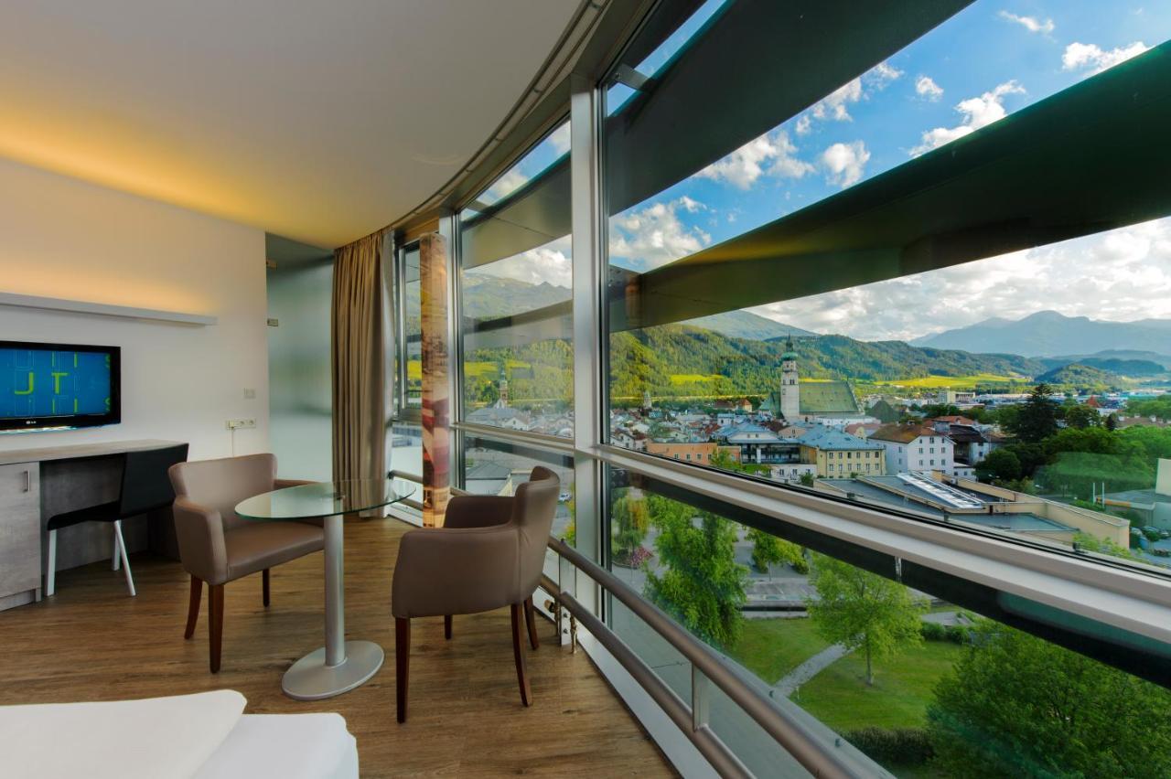 Parkhotel Халль в Триоле Экстерьер фото