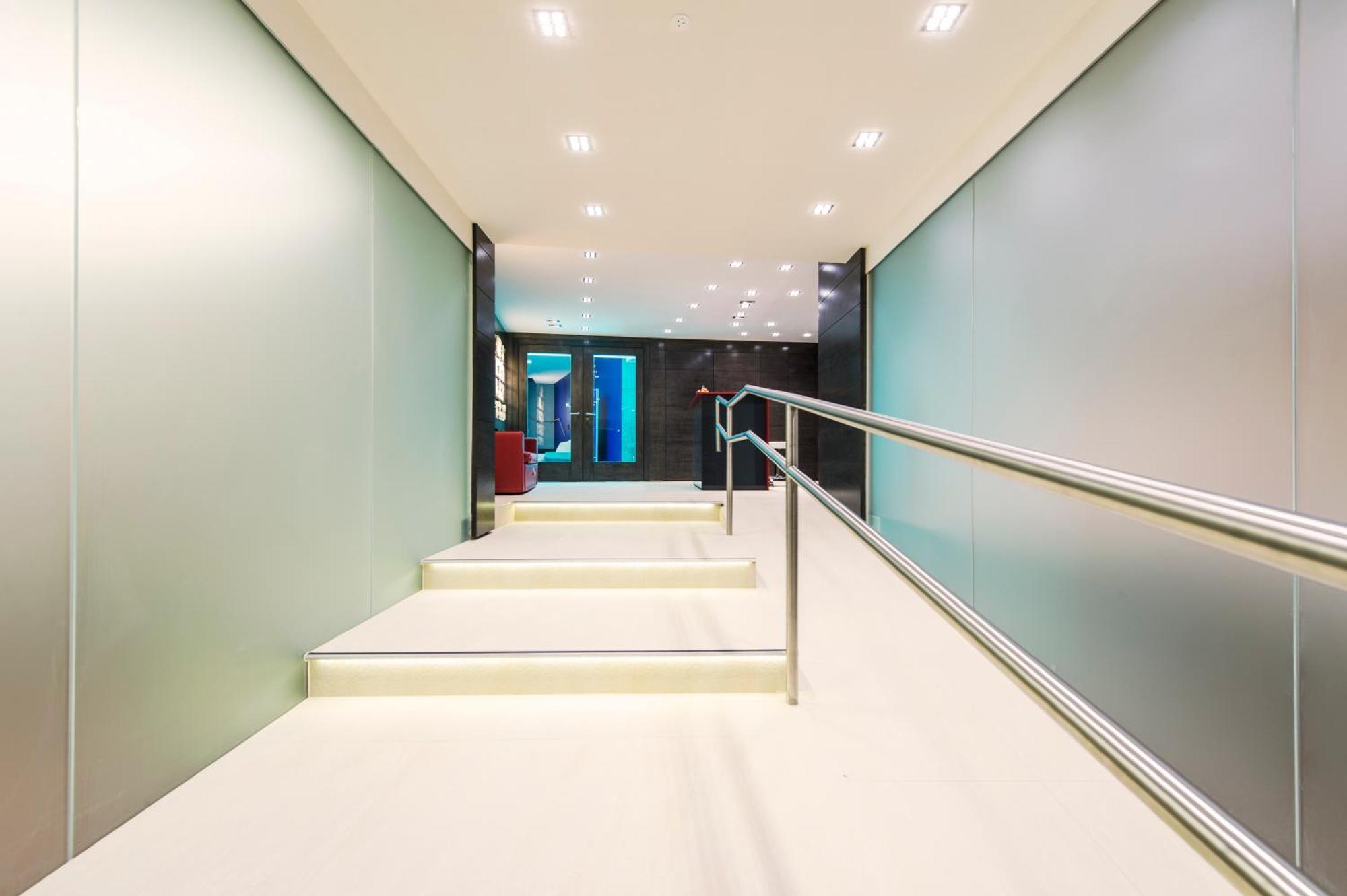 Parkhotel Халль в Триоле Экстерьер фото