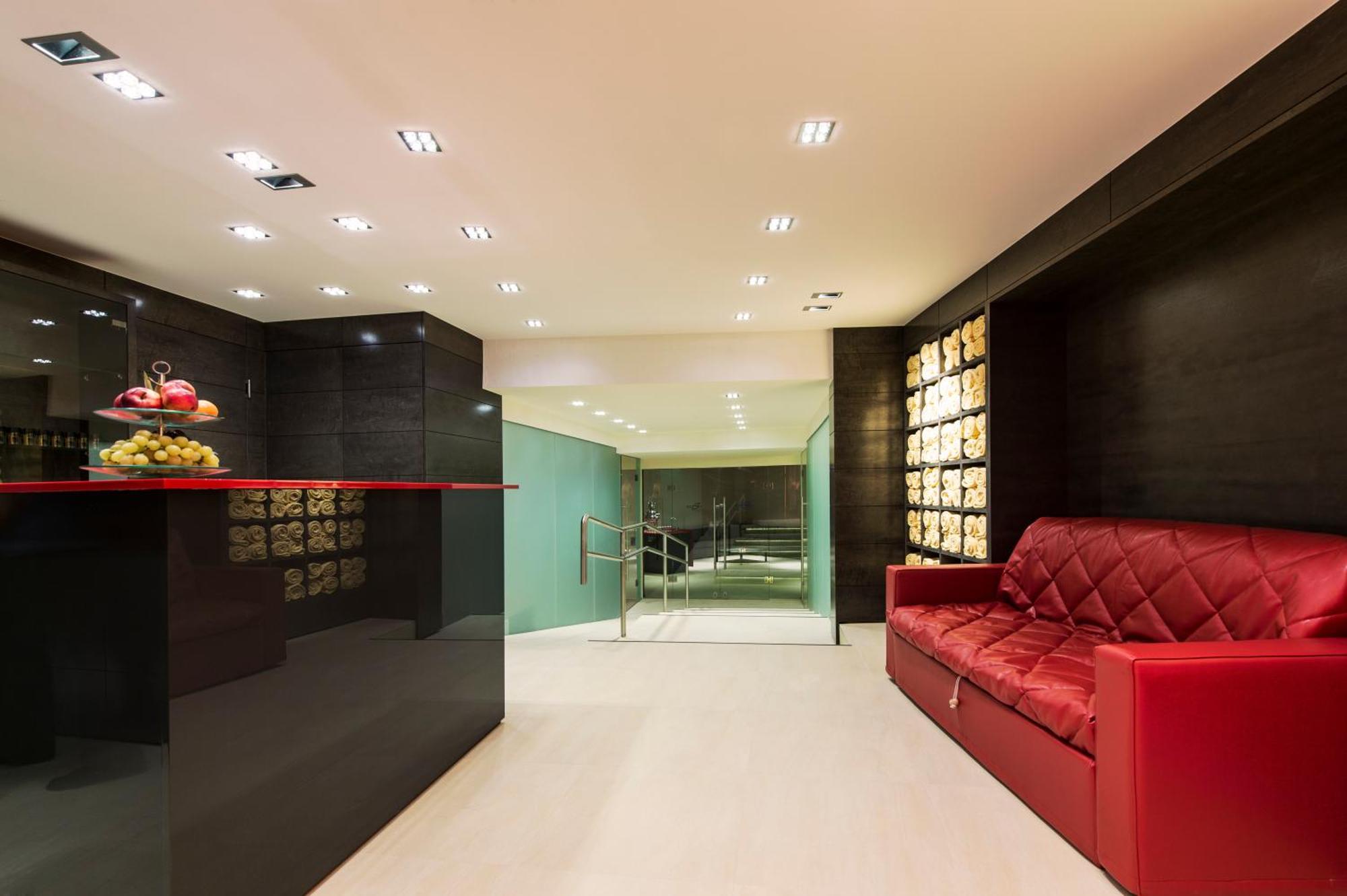 Parkhotel Халль в Триоле Экстерьер фото