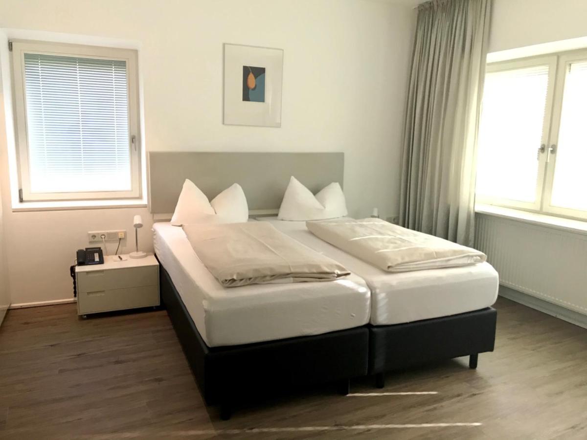 Parkhotel Халль в Триоле Экстерьер фото